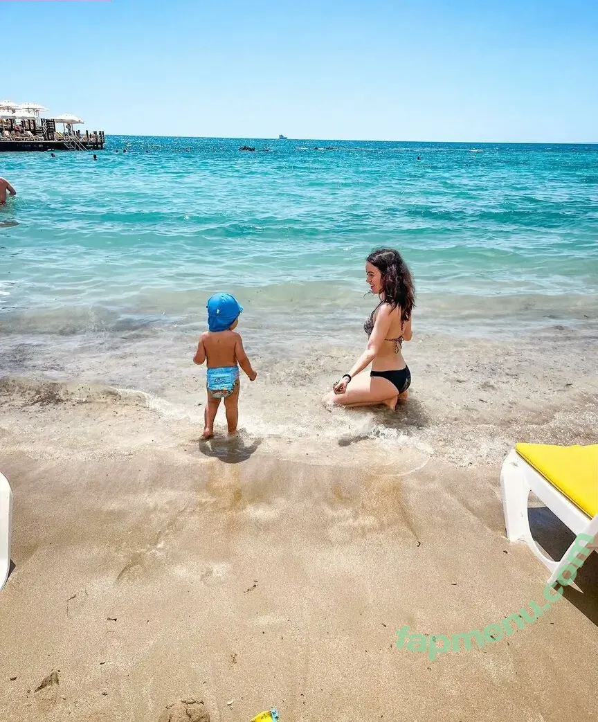 Melis Fis nude photo #0019 (melisfis)