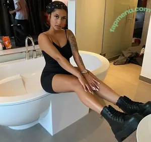 Melisa Toprakci / melisaoffiziell nude photo #0018