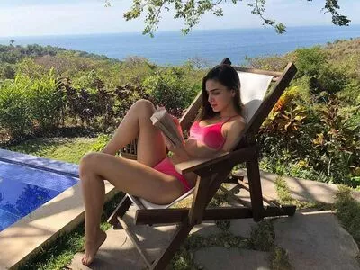 Melissa Barrera / melissabarreram nude photo #0059