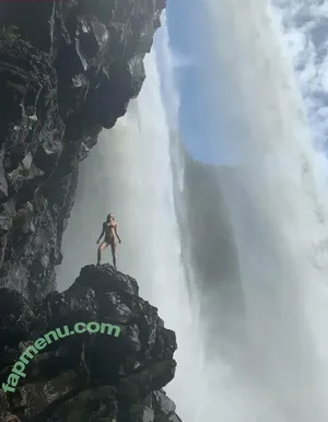 Melissa Barrera / melissabarreram nude photo #0430