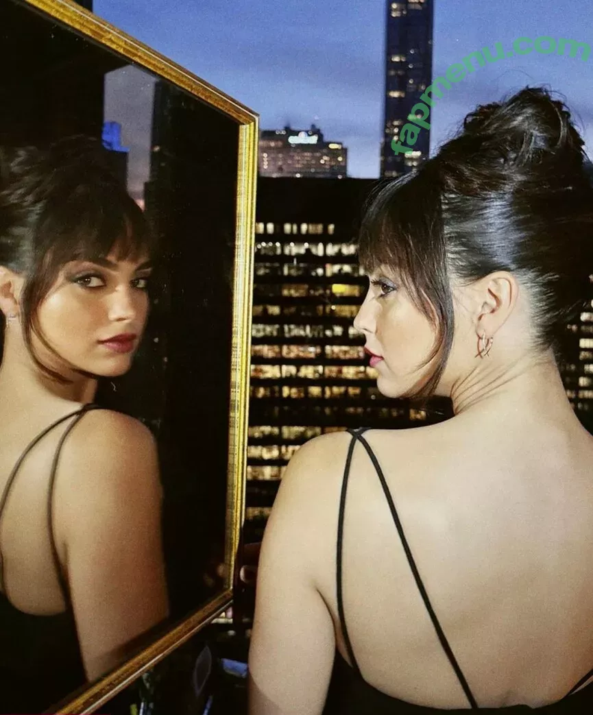 Melissa Barrera nude photo #0025 (melissabarreram)