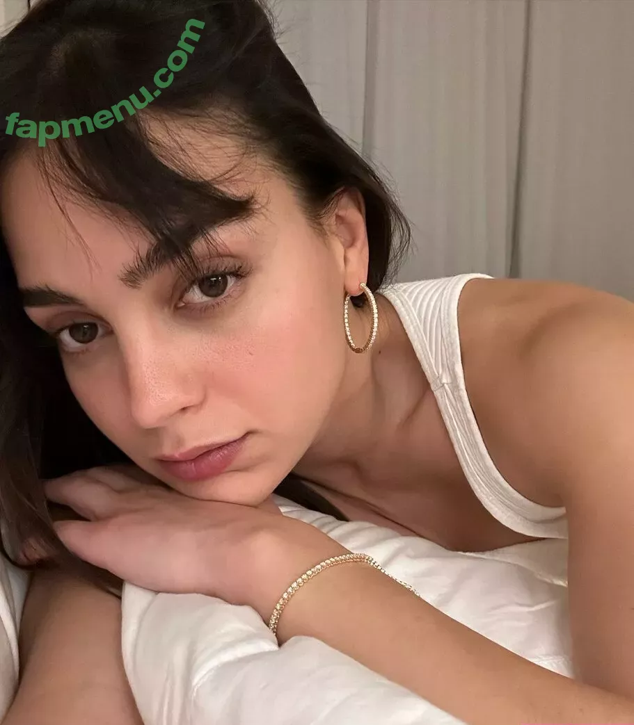 Melissa Barrera nude photo #0047 (melissabarreram)