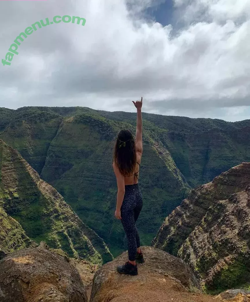 Melissa Barrera nude photo #0051 (melissabarreram)