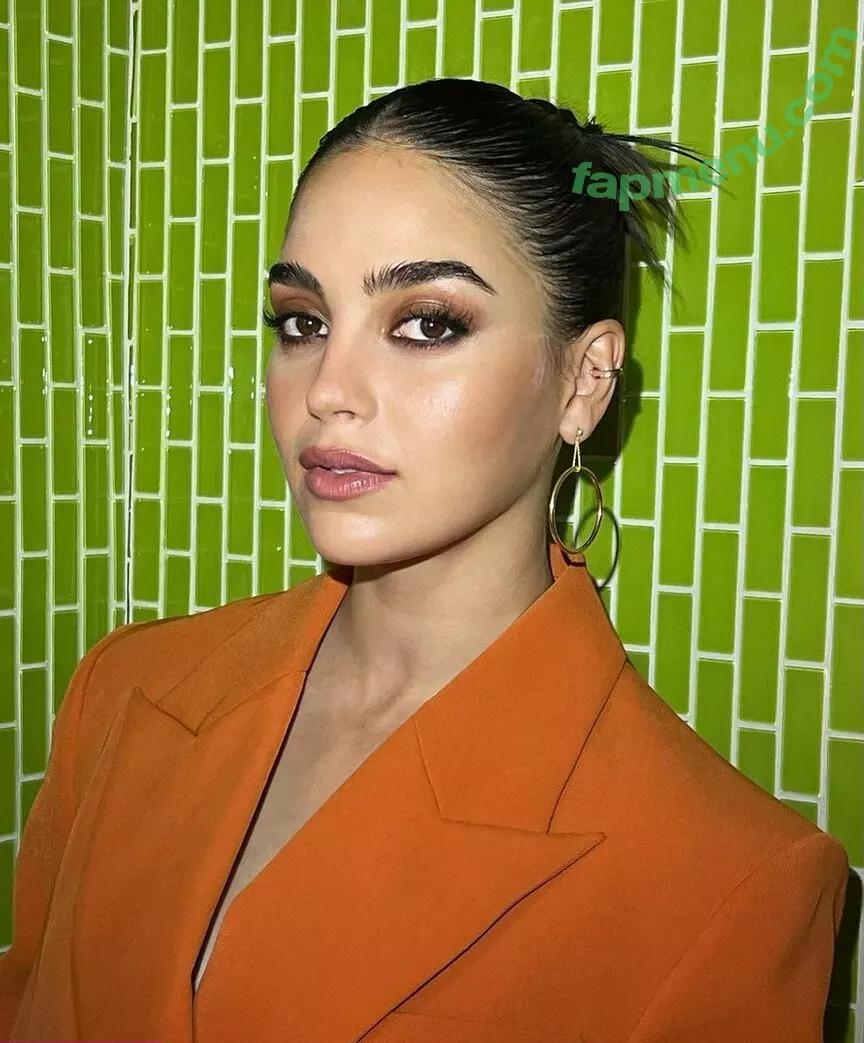 Melissa Barrera nude photo #0091 (melissabarreram)