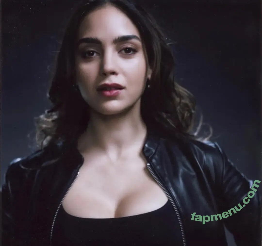 Melissa Barrera nude photo #0442 (melissabarreram)