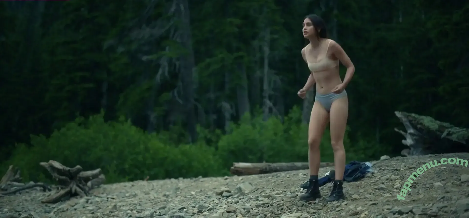 Melissa Barrera nude photo #0461 (melissabarreram)