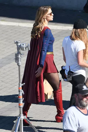 Melissa Benoist / melissabenoist nude photo #0001