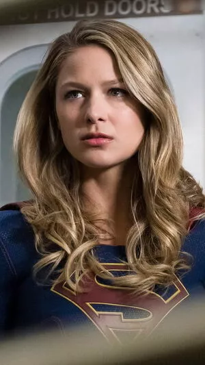 Melissa Benoist / melissabenoist nude photo #0306