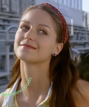 Melissa Benoist / melissabenoist nude photo #0418