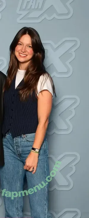 Melissa Benoist / melissabenoist nude photo #0422