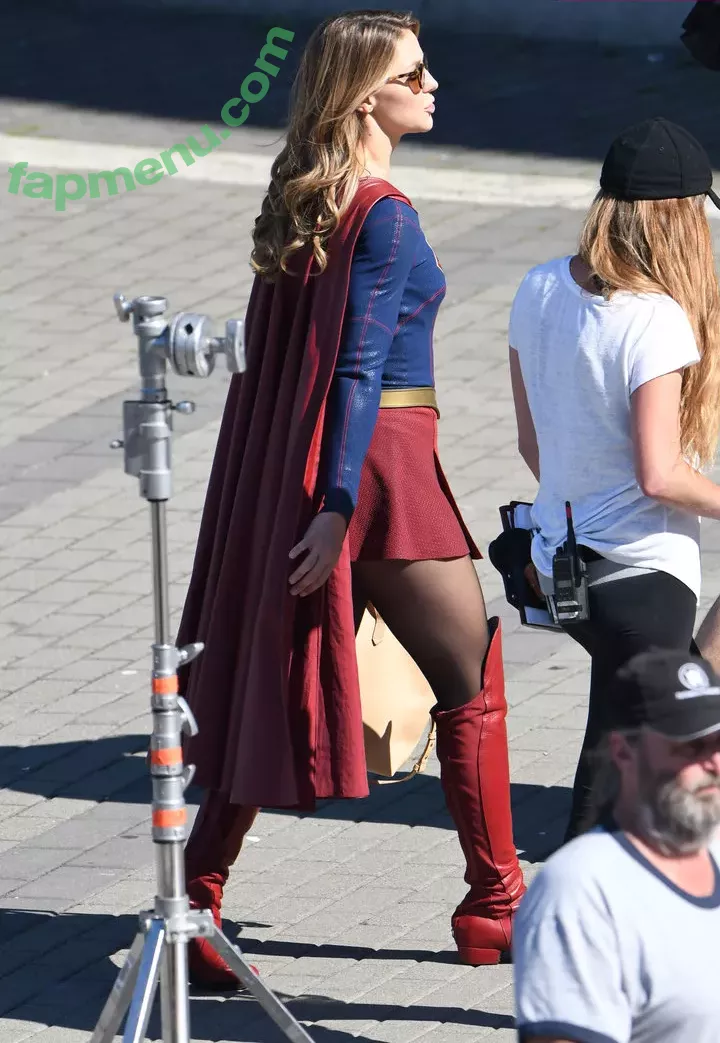 Melissa Benoist nude photo #0001 (melissabenoist)