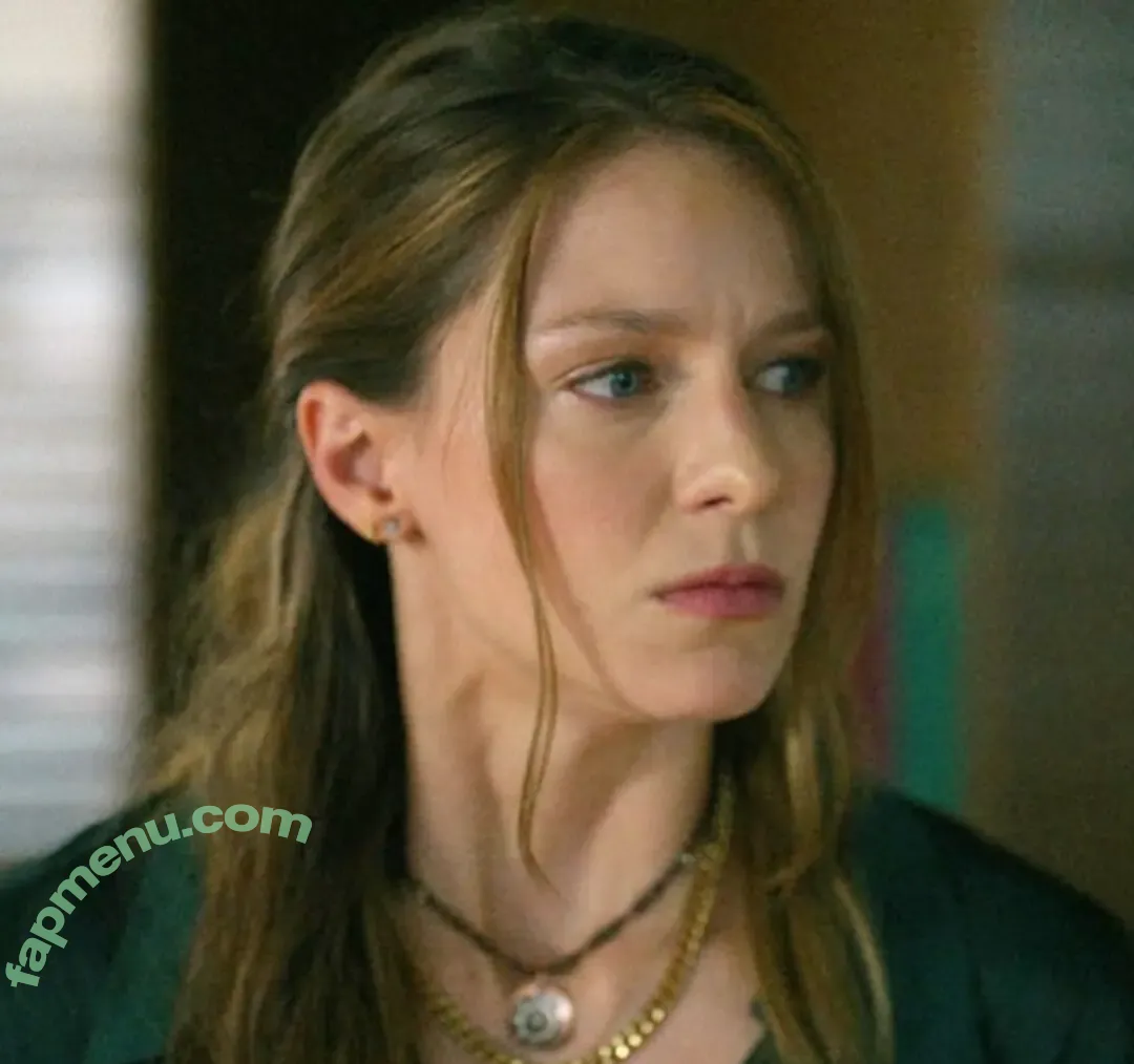 Melissa Benoist nude photo #0413 (melissabenoist)