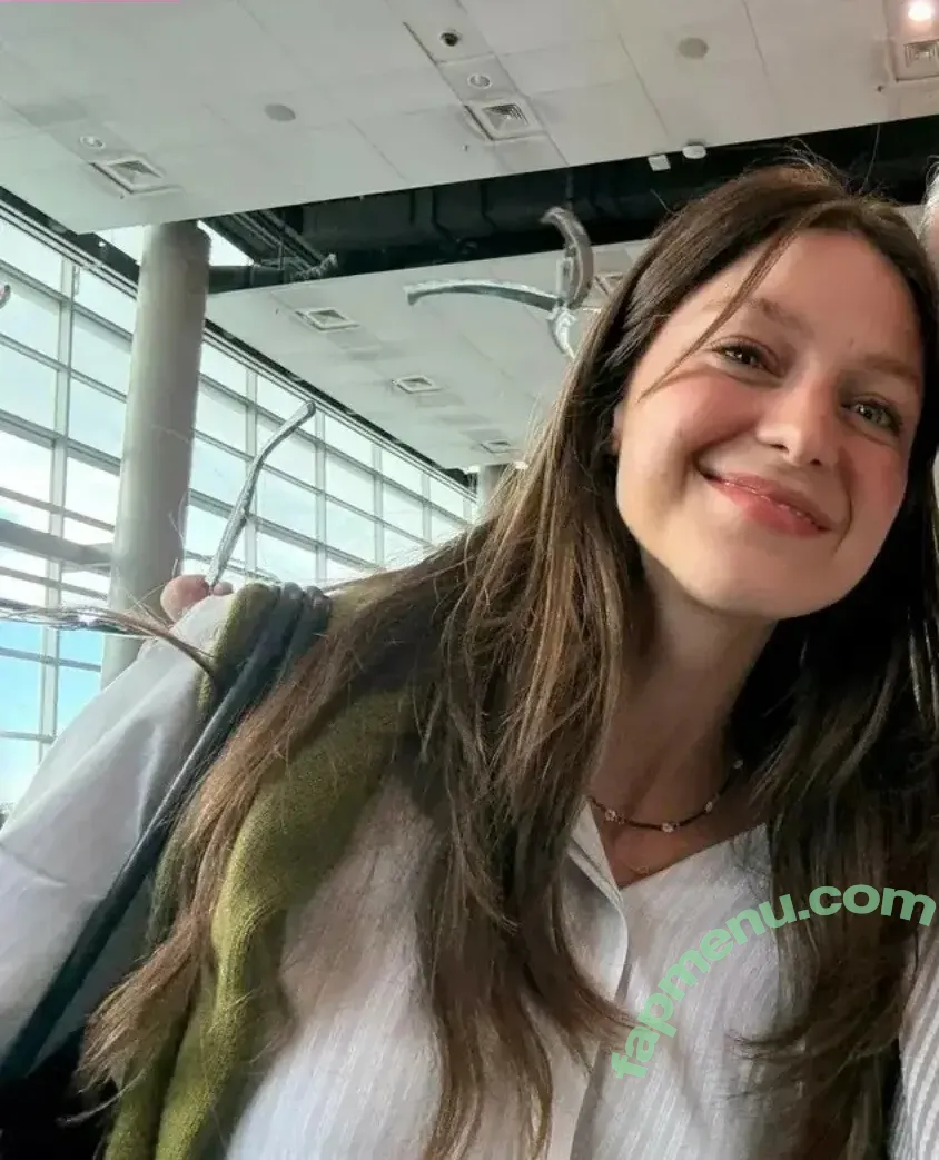 Melissa Benoist nude photo #0423 (melissabenoist)