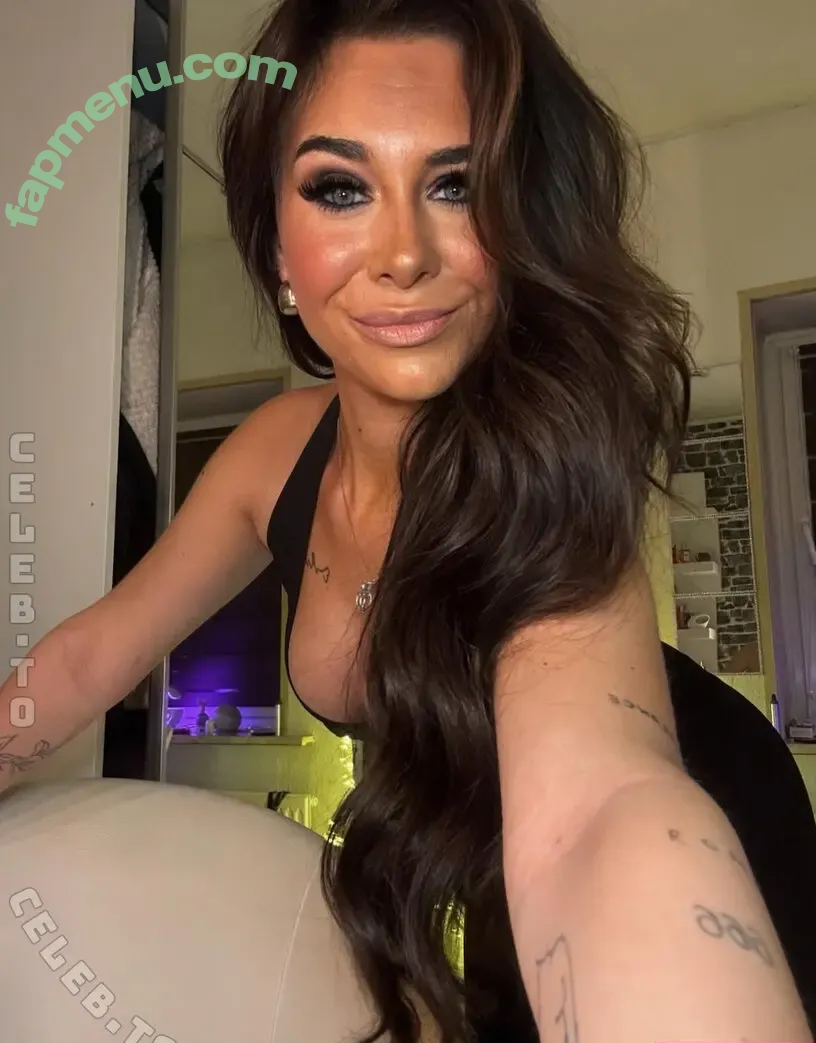 Melissa Charstensen nude photo #0058 (mel.crstn)