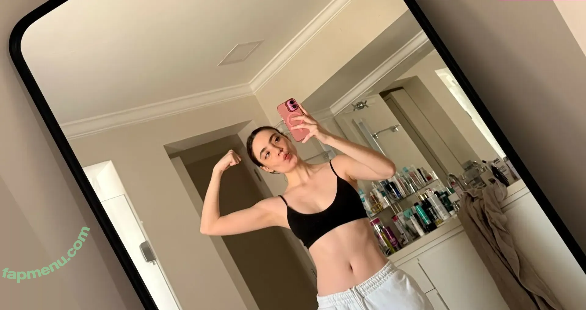 Melissa Fernandes nude photo #0236 (ferndxmel / melissa.fernandes.world / melissaferndx)