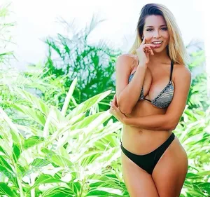 Melissa Garcia / itsmelissagarcia nude photo #0087