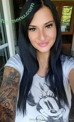 melissa_hottt_free / lissatrandom nude photo #0001