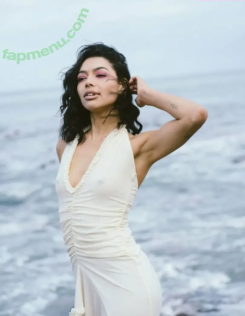 Melissa Magiera nude photo #0002 (melissamariamag)