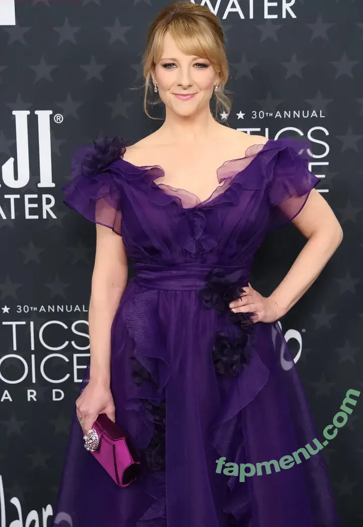 Melissa Rauch nude photo #0136 (Bernadette from Big Bang Theory / melissarauch)