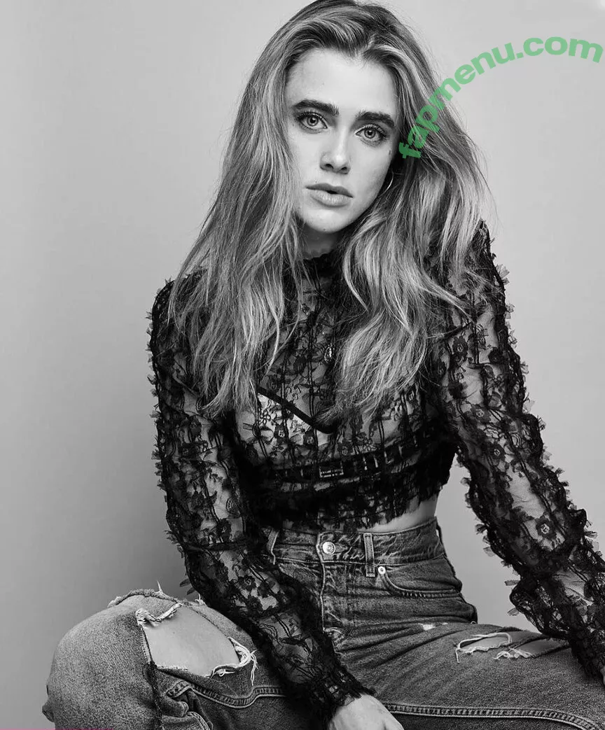 Melissa Roxburgh nude photo #0190 (mroxburgh)