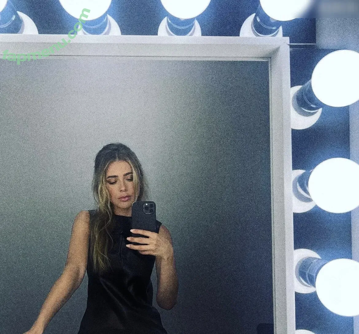 Melissa Roxburgh nude photo #0212 (mroxburgh)