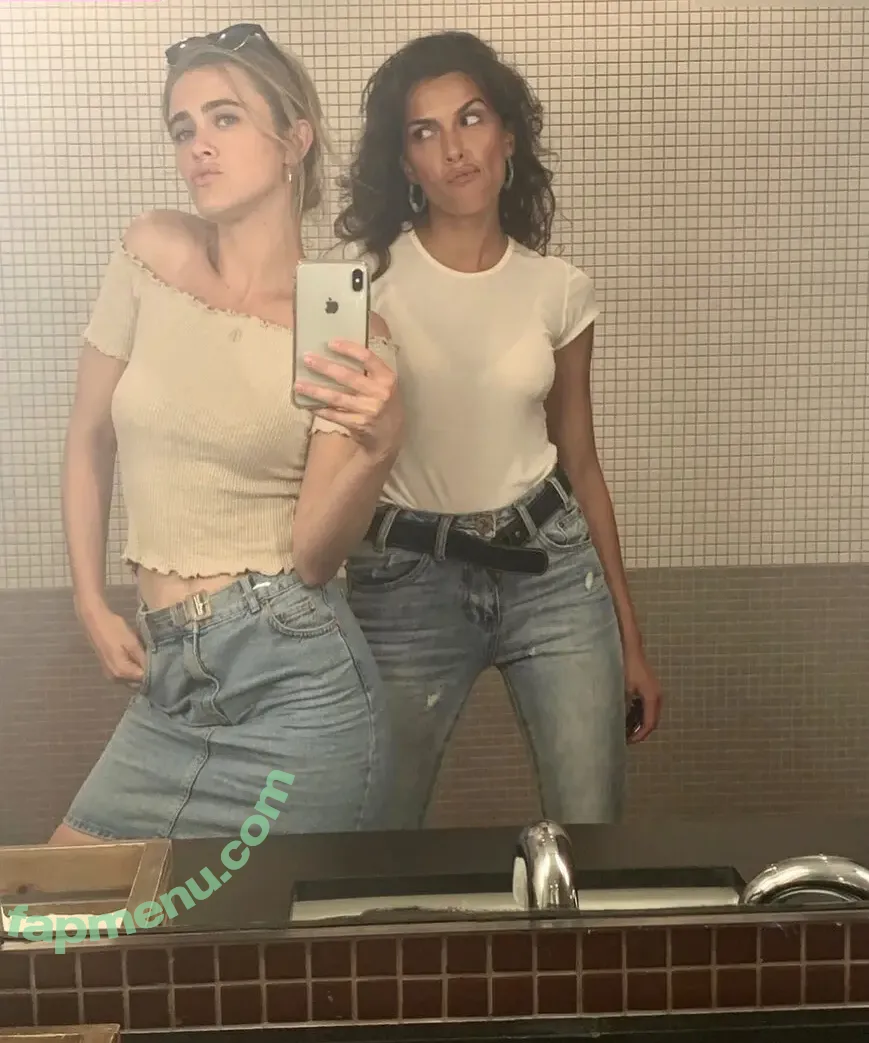 Melissa Roxburgh nude photo #0215 (mroxburgh)