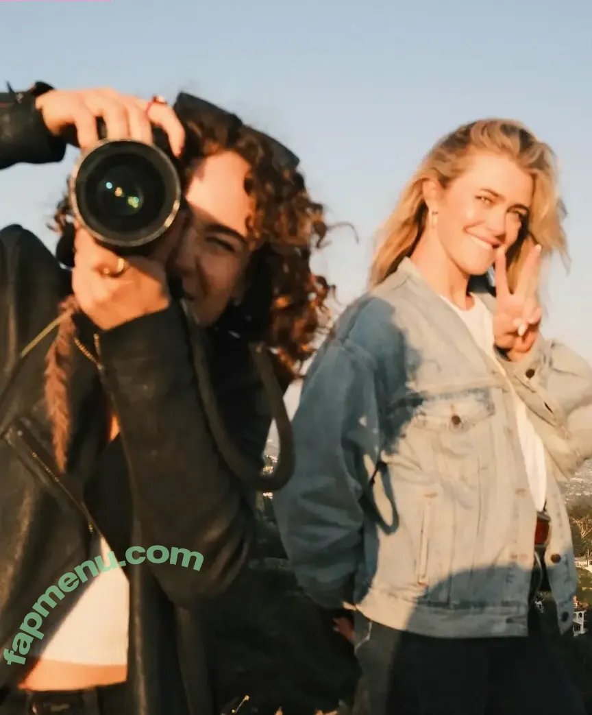 Melissa Roxburgh nude photo #0290 (mroxburgh)