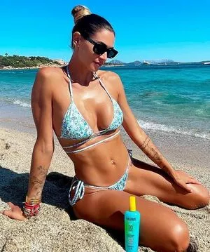 Melissa Satta / melissasatta / sattamelissa nude photo #0081