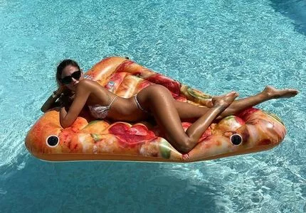 Melissa Satta / melissasatta / sattamelissa nude photo #0147