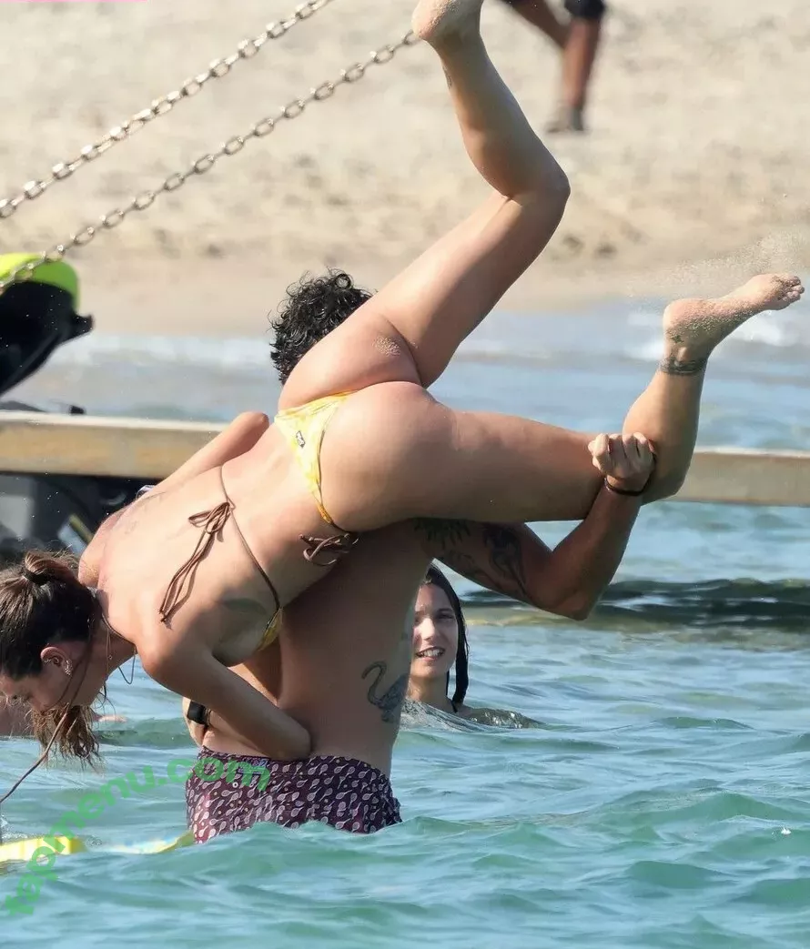 Melissa Satta nude photo #0242 (melissasatta / sattamelissa)