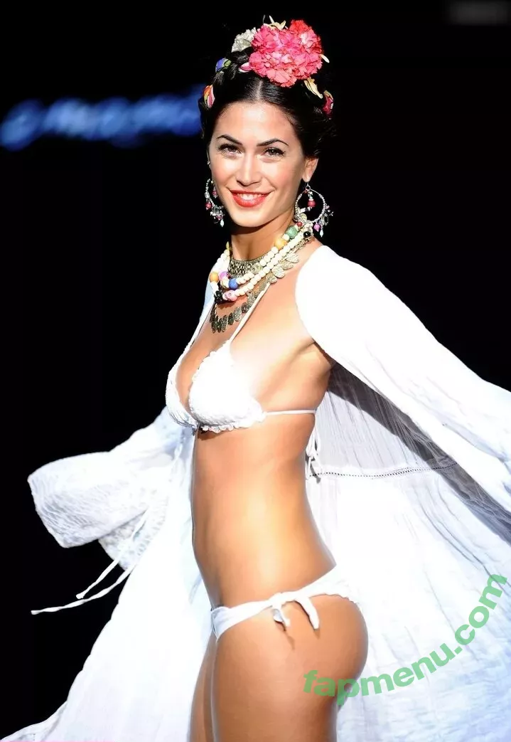 Melissa Satta nude photo #0250 (melissasatta / sattamelissa)