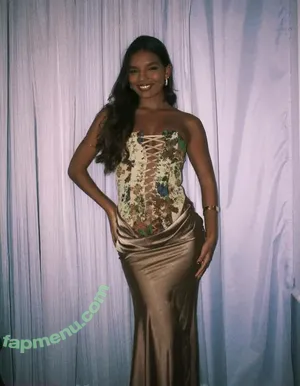 Mell Muzzillo / mellmuzzillo nude photo #0047