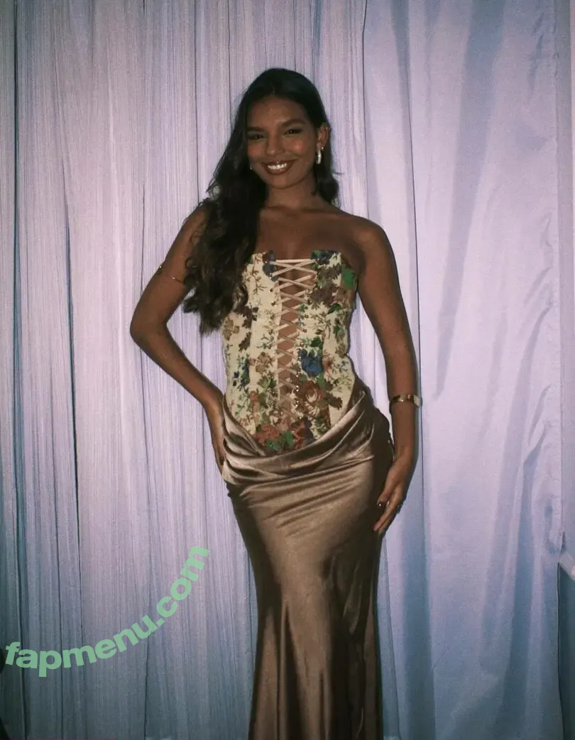 Mell Muzzillo nude photo #0047 (mellmuzzillo)