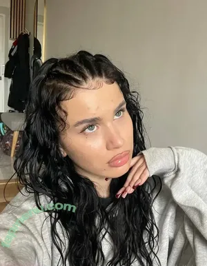  nude photo #0004