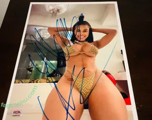  nude photo #0002