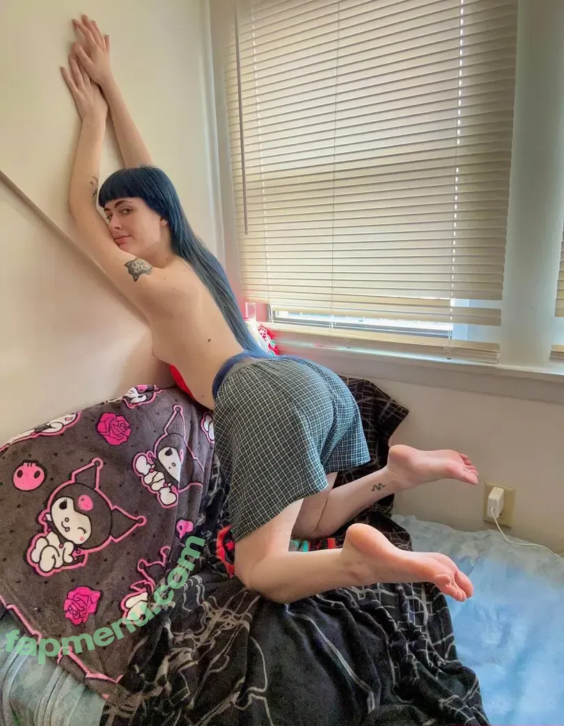 mellowplush nude photo #0034 (izzyindecisive)
