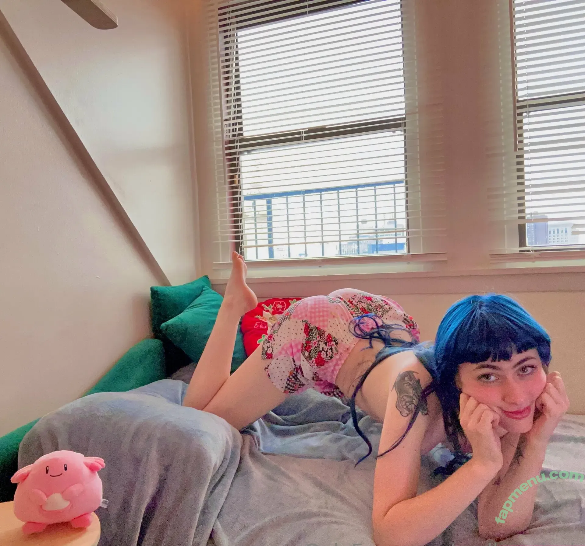 mellowplush nude photo #0066 (izzyindecisive)
