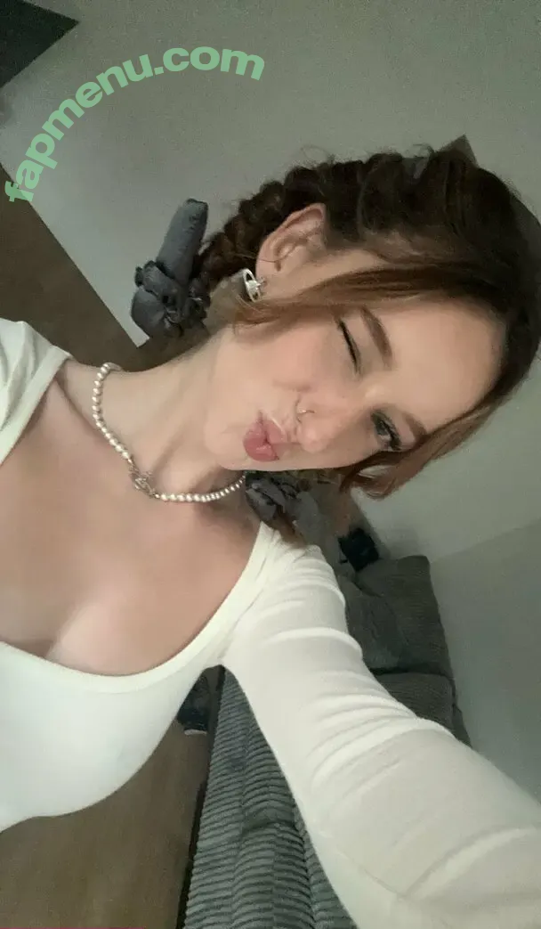 melmarieofficial2 nude photo #0018 (melmarieofficial2)