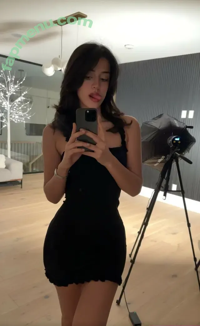 Melody Oz nude photo #1071 (melodyoz)