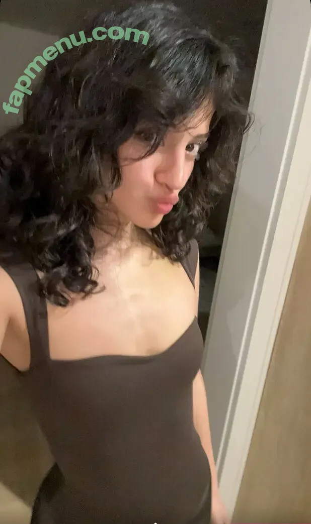 Melody Oz nude photo #1209 (melodyoz)