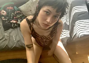  nude photo #0003