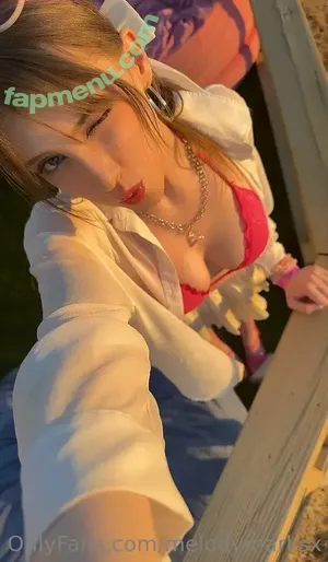 melodymarksx / melodymarksxxofficial nude photo #0232