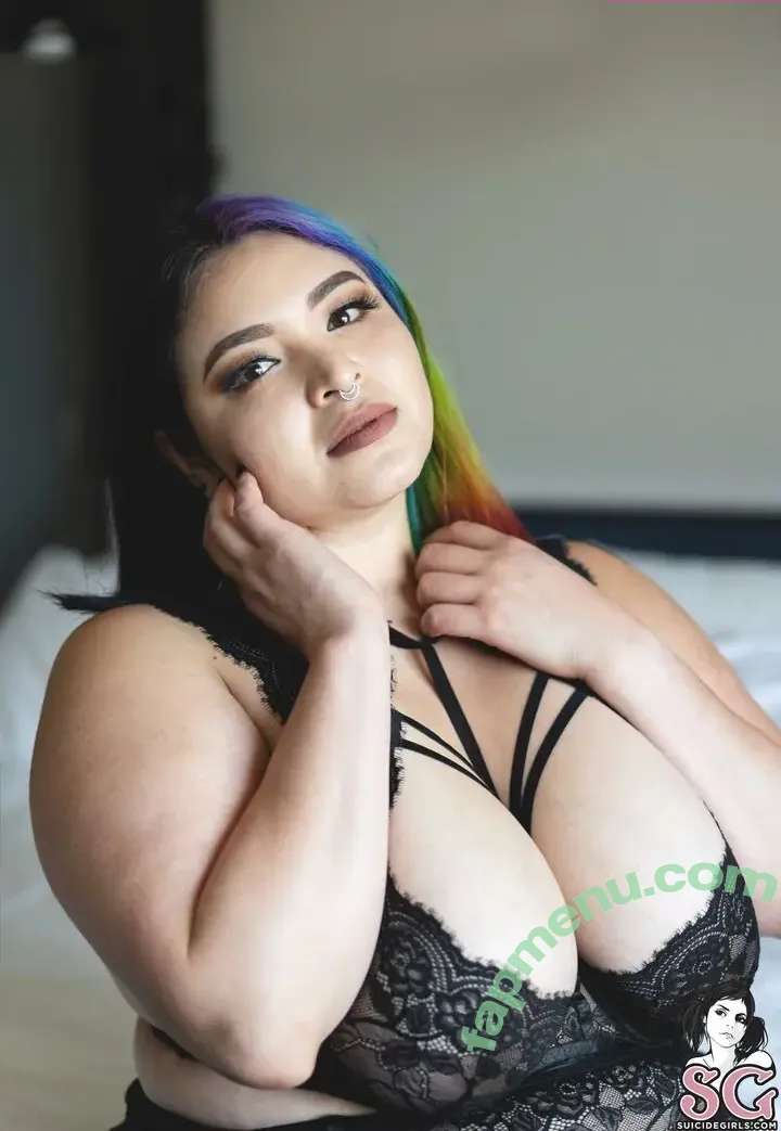 Meloncali nude photo #0003 (Meloncali)