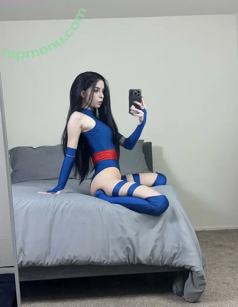 Melondoki nude photo #0309 (meloncali / melondokii)