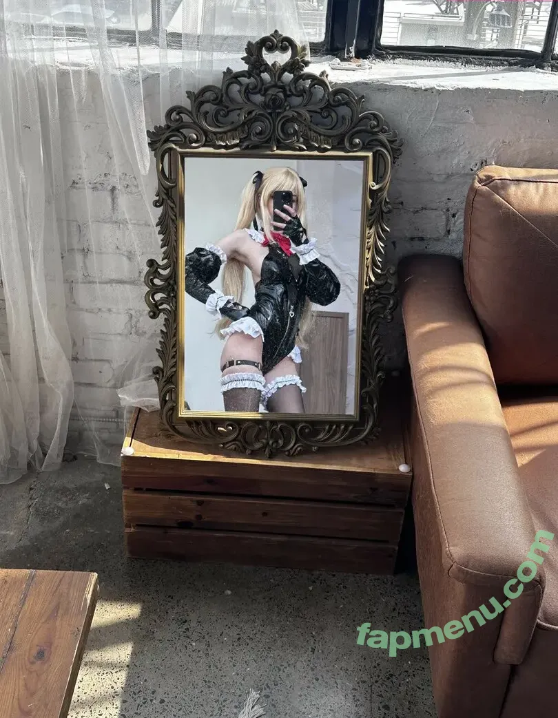 Melondoki nude photo #0408 (meloncali / melondokii)