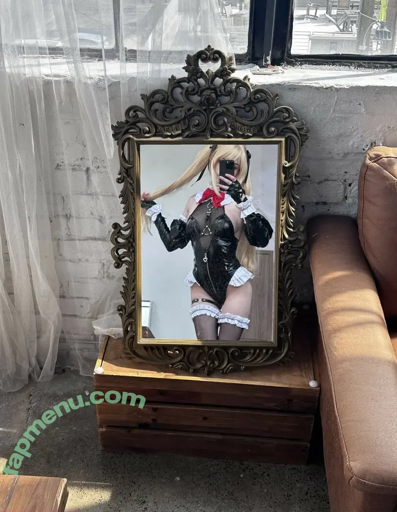 Melondoki nude photo #0415 (meloncali / melondokii)