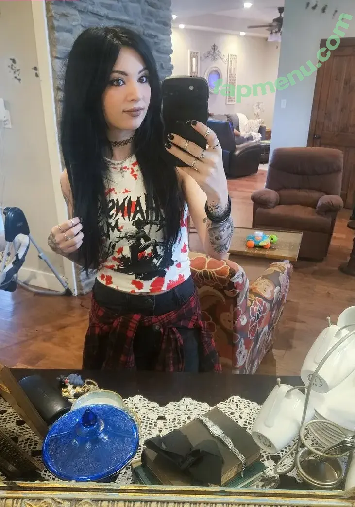 MelonieMac nude photo #0201 (MelonieMac)