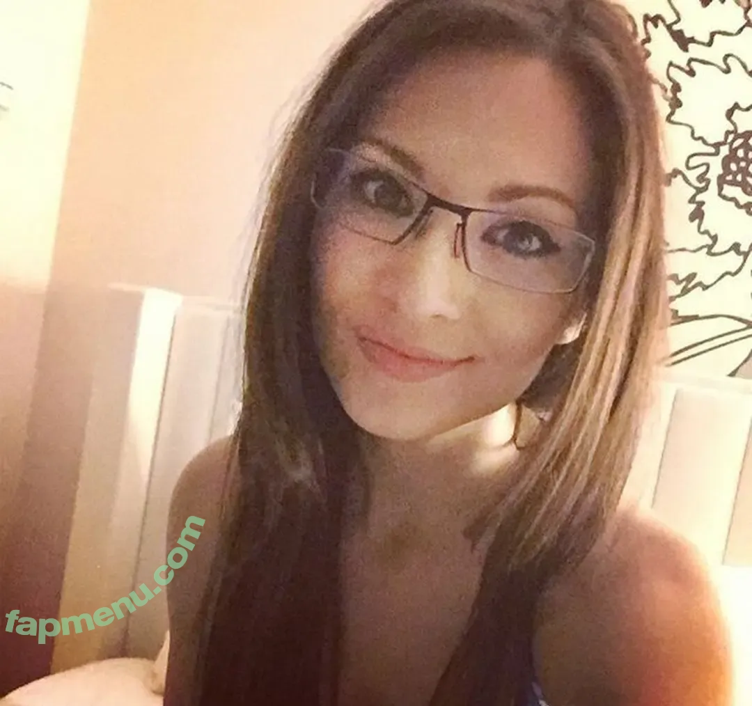 MelonieMac nude photo #0513 (MelonieMac)