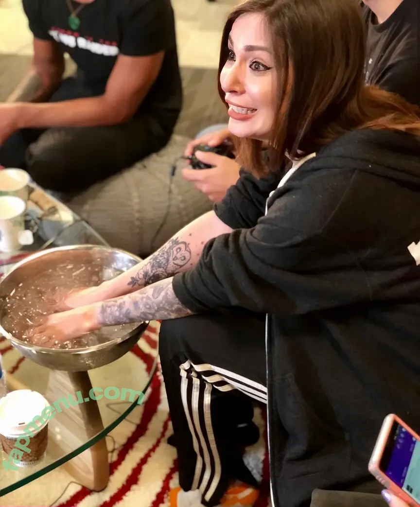 MelonieMac nude photo #0547 (MelonieMac)