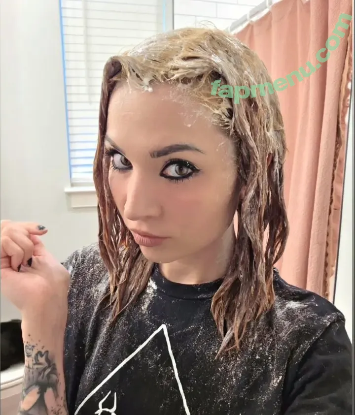 MelonieMac nude photo #0556 (MelonieMac)